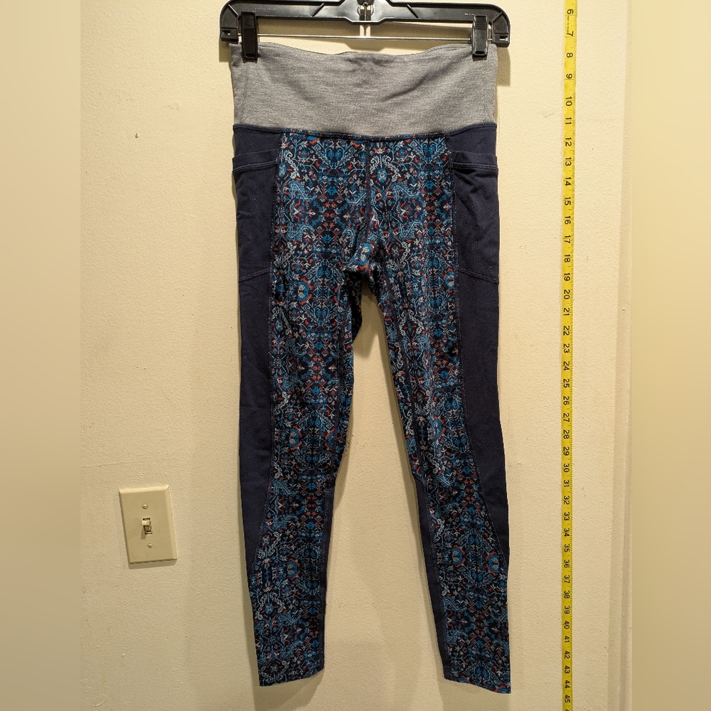Athleta Heathered Gray Leggings Size S